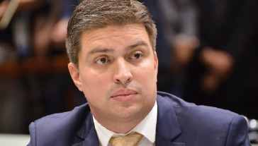 Em nota inédita, Alego imputa fake news a deputado