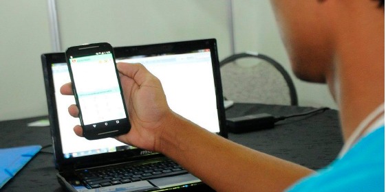 Mensagens por SMS diminuem evasão escolar