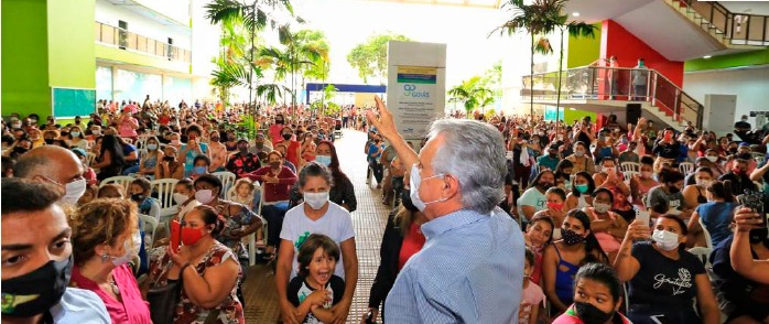 “Não é programa de véspera de eleição, é política definitiva"