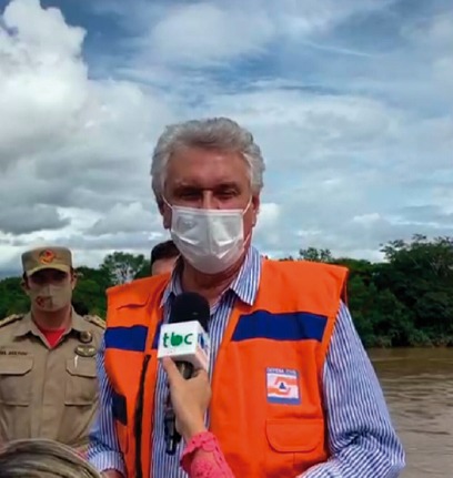 Ao passar Réveillon no nordeste goiano, Caiado dá exemplo