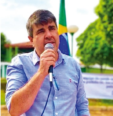 Câmara de Silvânia afasta prefeito por 90 dias