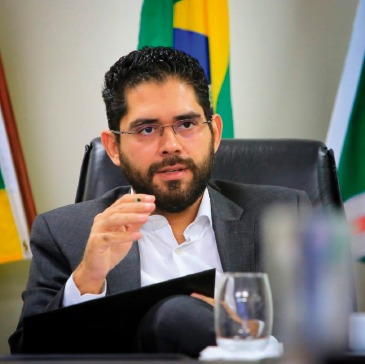 Cidadania se une ao PSDB; Tejota segue com Caiado