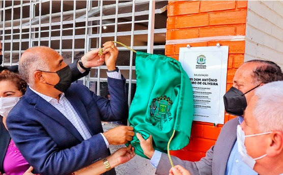 Cruz inaugura Cmei com 220 vagas na Região Leste