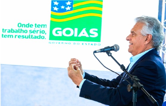 Taxa de desemprego cai pelo terceiro trimestre consecutivo
