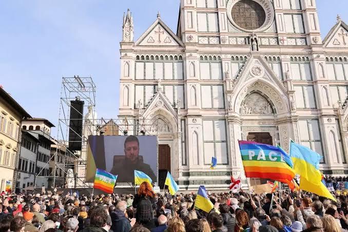 Manifestantes europeus protestam contra a guerra