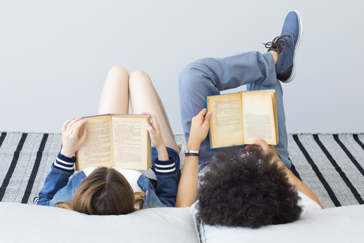 Venda de livros aumentou em 2021. Hábito da leitura impacta diretamente no aprendizado de crianças e adolescentes
