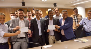 Coronel Adailton e Wagner Neto ingressam no PRTB
