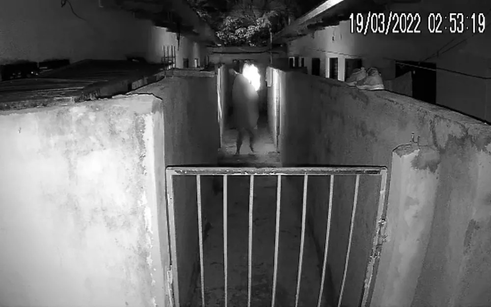 Homem é preso suspeito de atear fogo em companheira