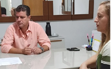 Vice assume gestão por decisão liminar do TSE