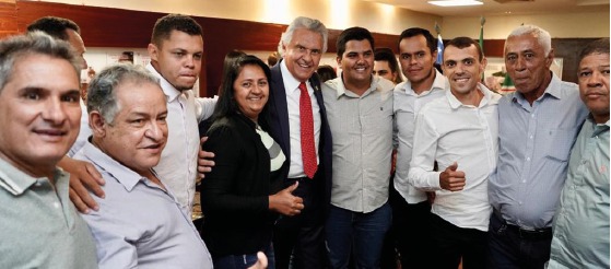 Ronaldo Caiado recebe 120 vereadores da região Norte