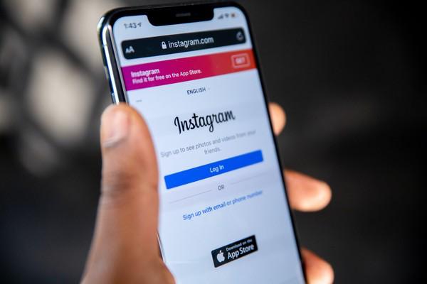 A vida sem filtros: Bug no Instagram e distorção da autoimagem