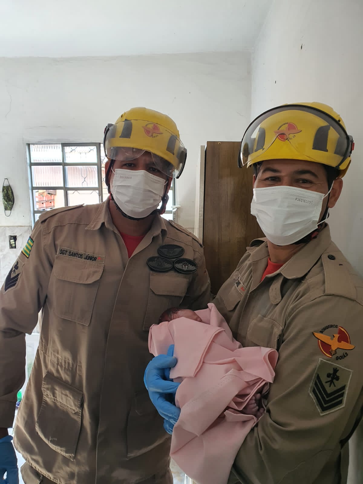 Bombeiros realizam parto de emergência