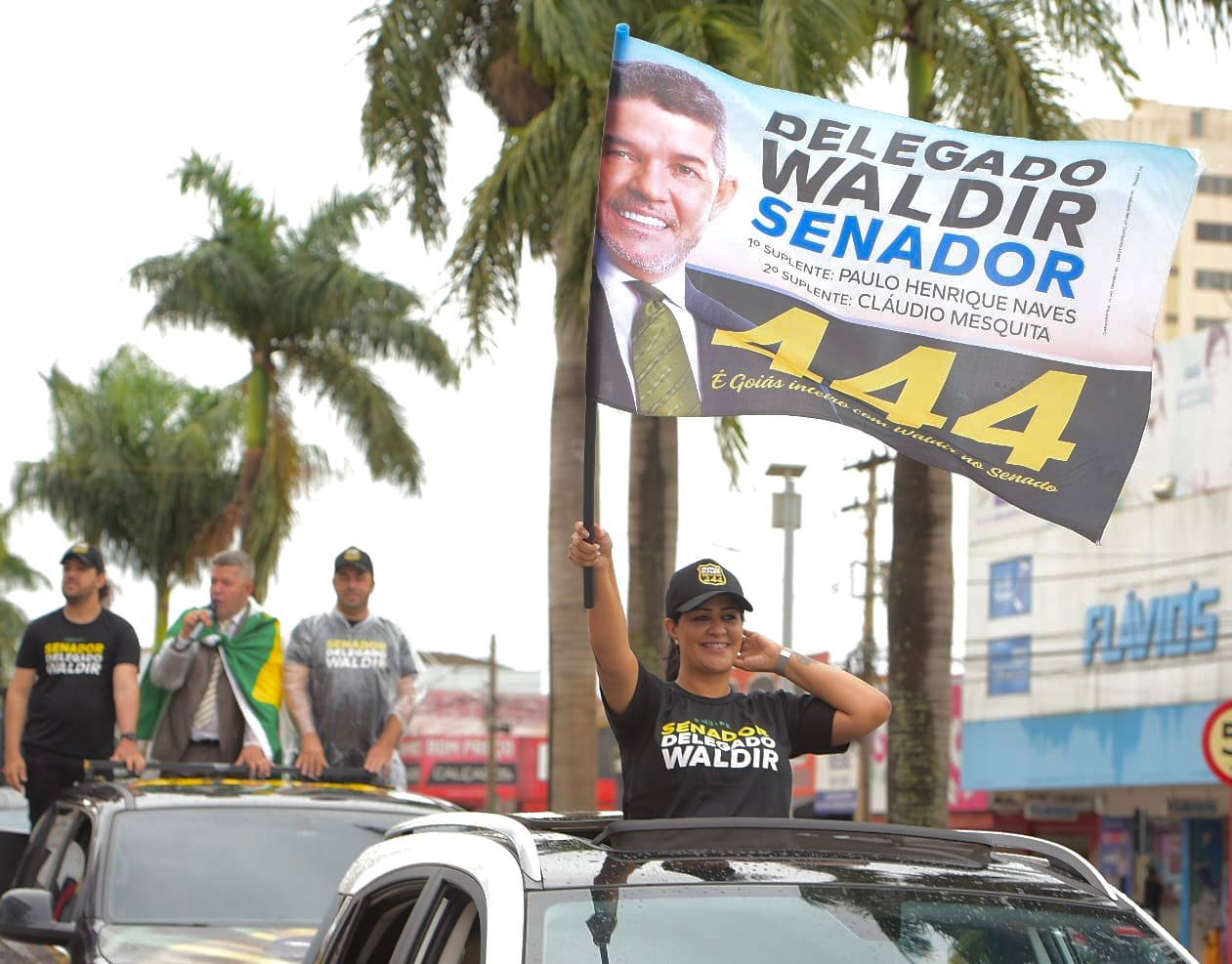 Delegado Waldir vai ampliar escolas técnicas profissionalizantes