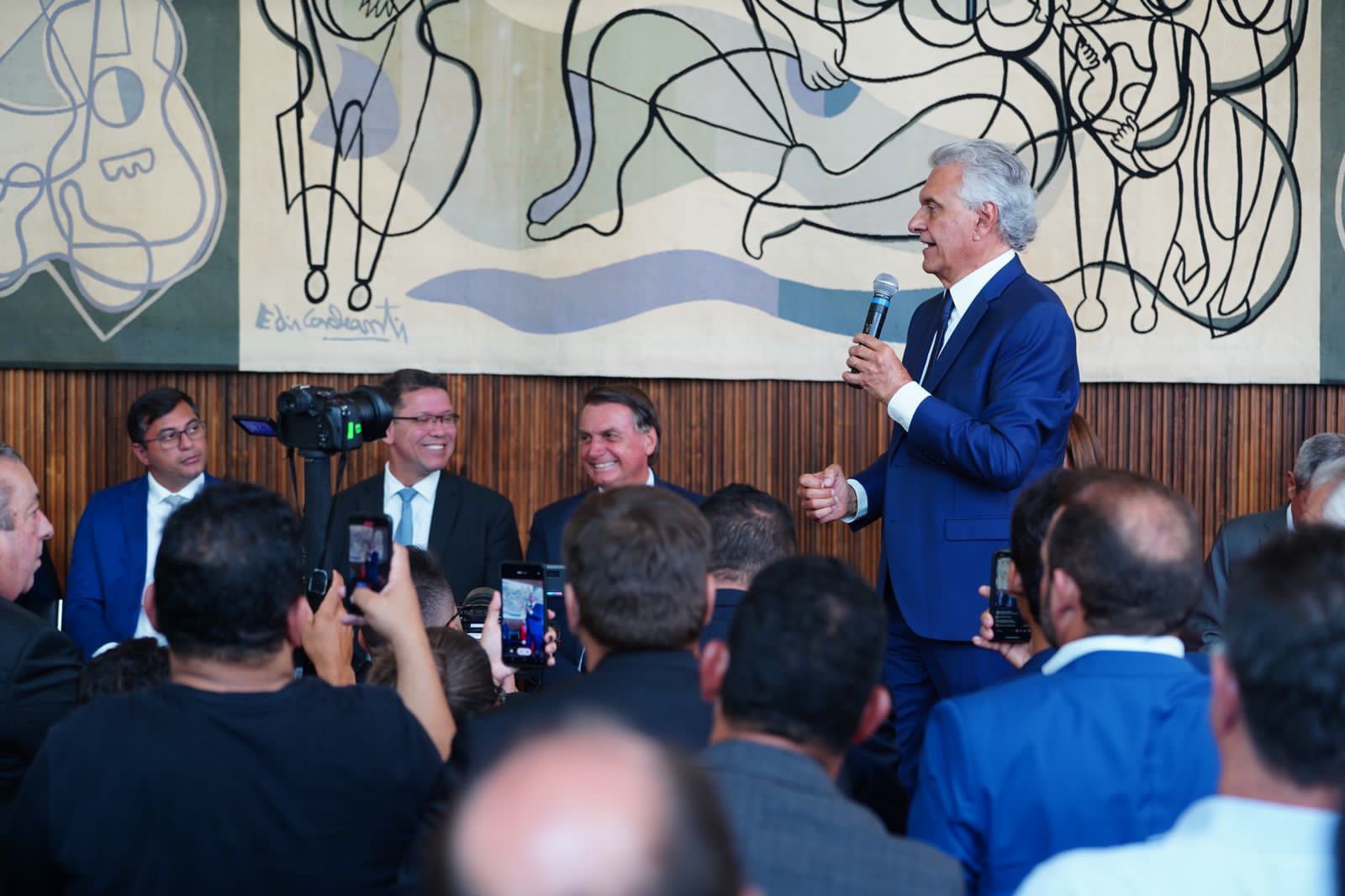 Caiado entra na campanha pela reeleição de Bolsonaro