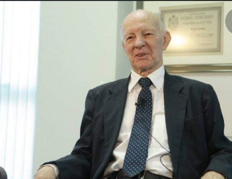 Carlos França lamenta morte do ex-presidente do TJGO