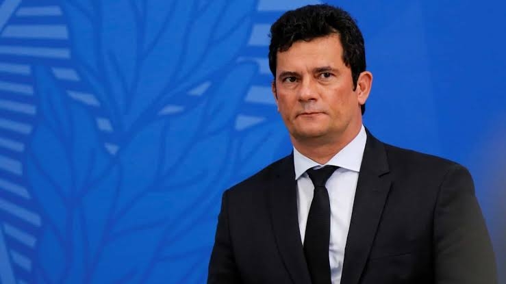Após Sara Winter ser presa, Sérgio Moro diz: “Prisão de radicais é correta”