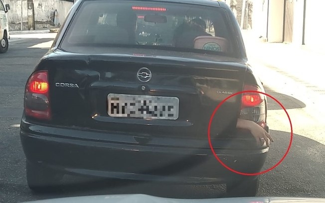 Adolescente sequestrada é mantida refém em porta-malas de carro em Fortaleza