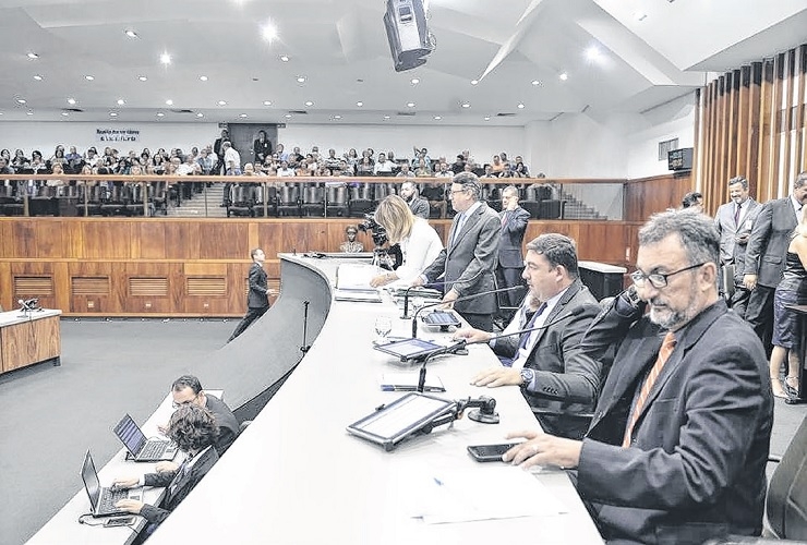 Presidente coloca em votação parceria público-privada