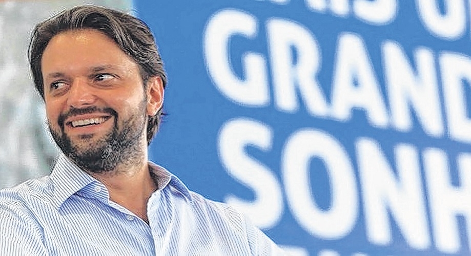 Jovens discutem caminhos para renovação política em Goiás