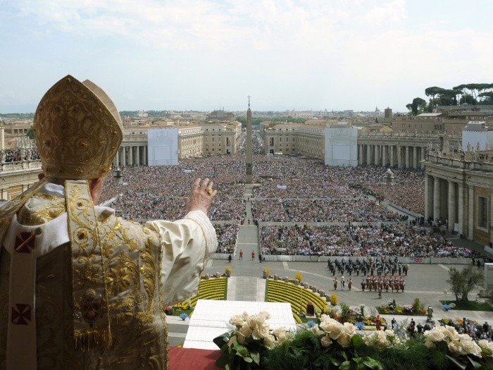 Papa Francisco pede a fiéis que acolham e escutem os refugiados