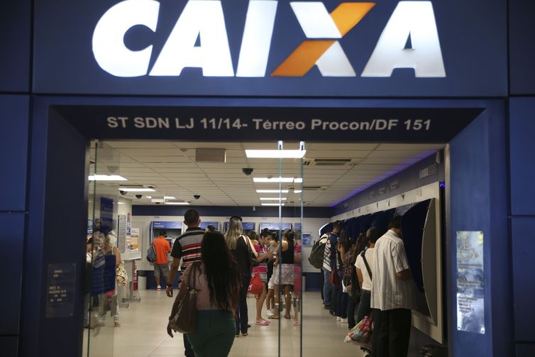 Trabalhadores nascidos em outubro podem sacar o PIS a partir de hoje, 18