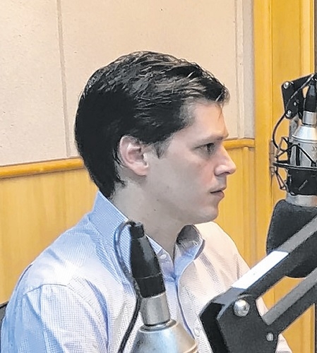 Daniel critica uso de fake news para enganar a população