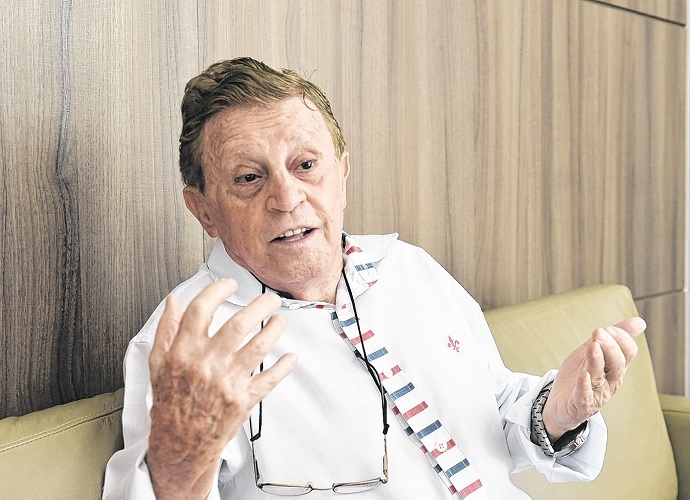 Ele nasceu em 3 do 3 de 33