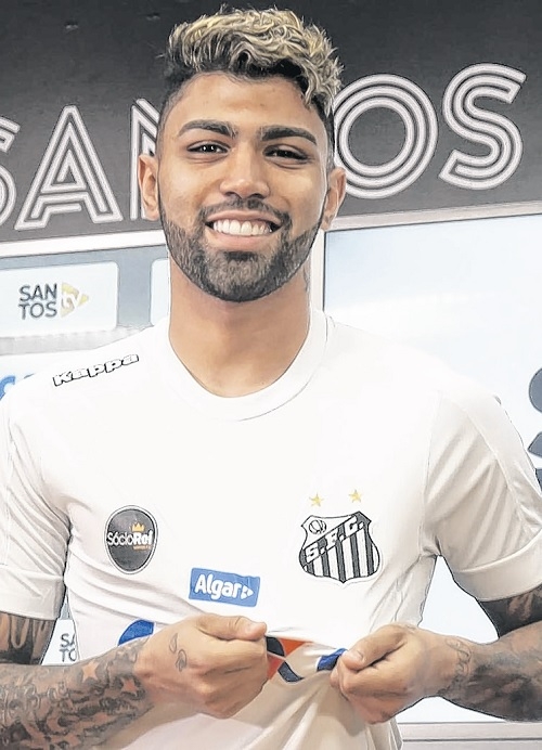 Gabigol faz juras de amor e espera jogar no clássico