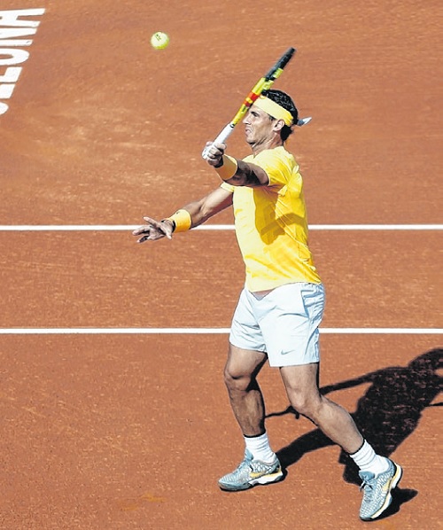 Nadal bate compatriota e avança às quartas de final