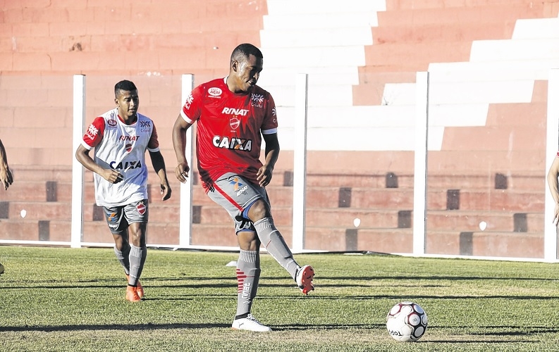 Sufoco e alívio: São Paulo sofre para empatar com o Vitória, mas se dá melhor na decisão por pênaltis