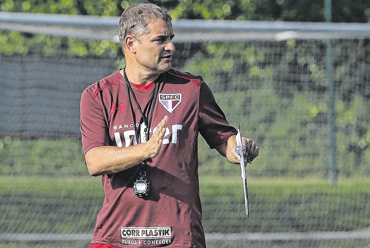 De virada, Fluminense derrota Brasília