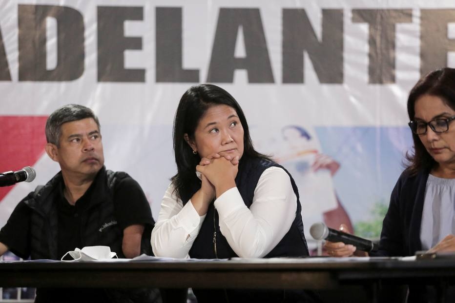 Sem provas, Keiko Fujimori alega suposta fraude na apuração das eleições no Peru