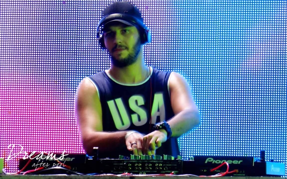 O DJ goiano Alonso Araújo brilha nas cabines de som