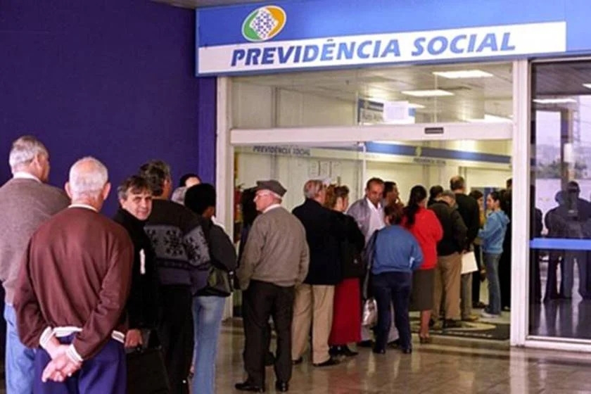 Fila do INSS tem mais de 1 milhão de pedidos a serem analisados
