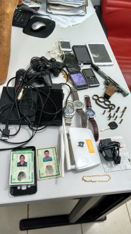 Polícia recupera objetos furtados de residência em Uruaçu