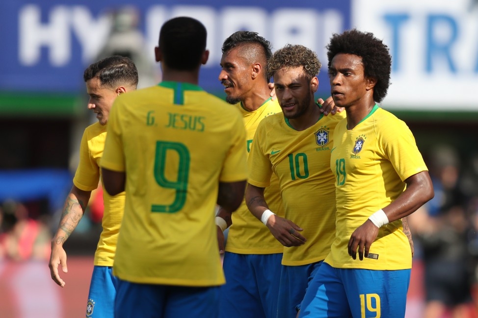 Seleção Brasileira desembarca no Rio de Janeiro na manhã deste domingo