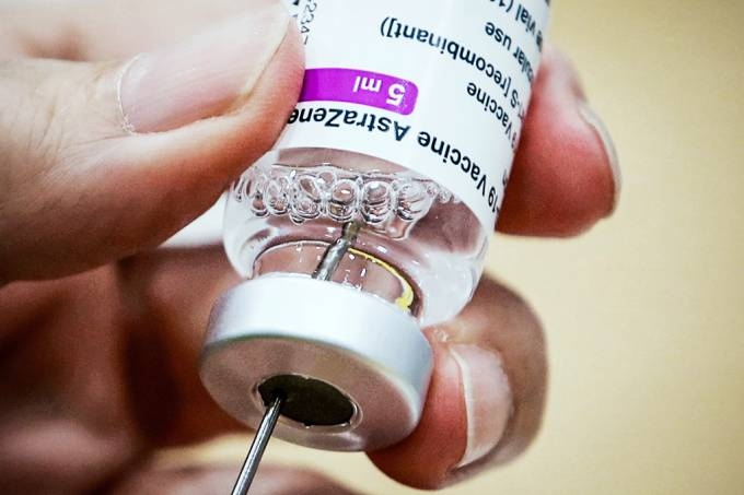 Falta de AstraZeneca para 2ª dose afeta 74% dos postos da cidade de SP