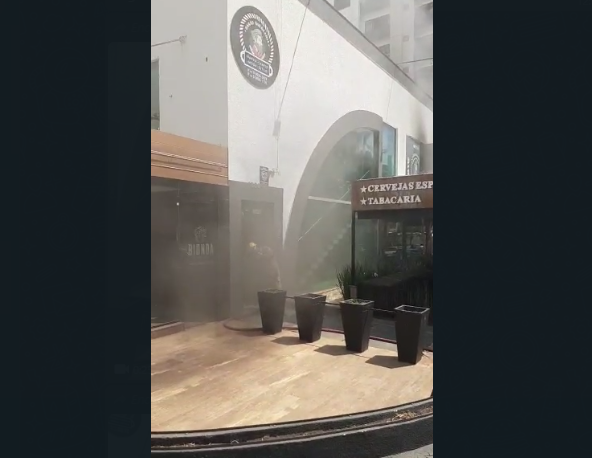Barbearia pega fogo no Setor Bueno em Goiânia