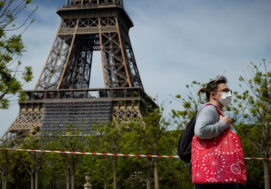 França pode ter restrições mais rígidas a britânicos quando turismo reabrir