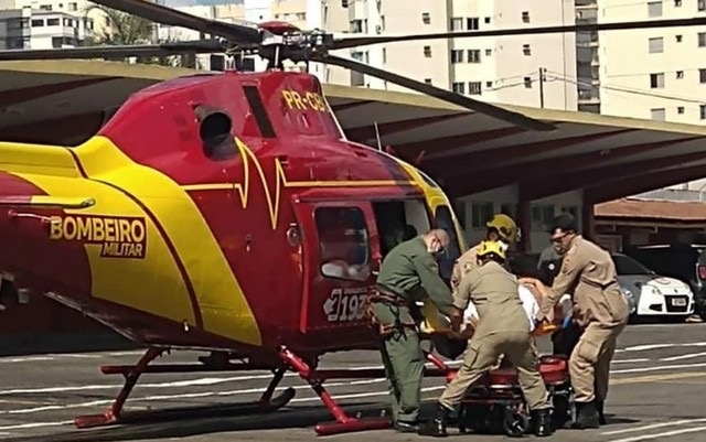 Bombeiros resgatam homem, após cair em tacho com gordura fervente