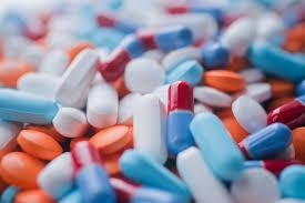 Kit Covid, dinheiro gasto poderia comprar vacina para todo Brasil