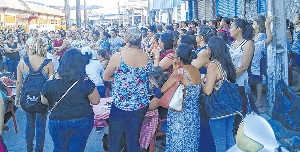 Terminais de ônibus recebem shows gratuitos