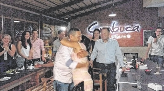 Até vereador descumpre lei que protege cidade contra poluição visual