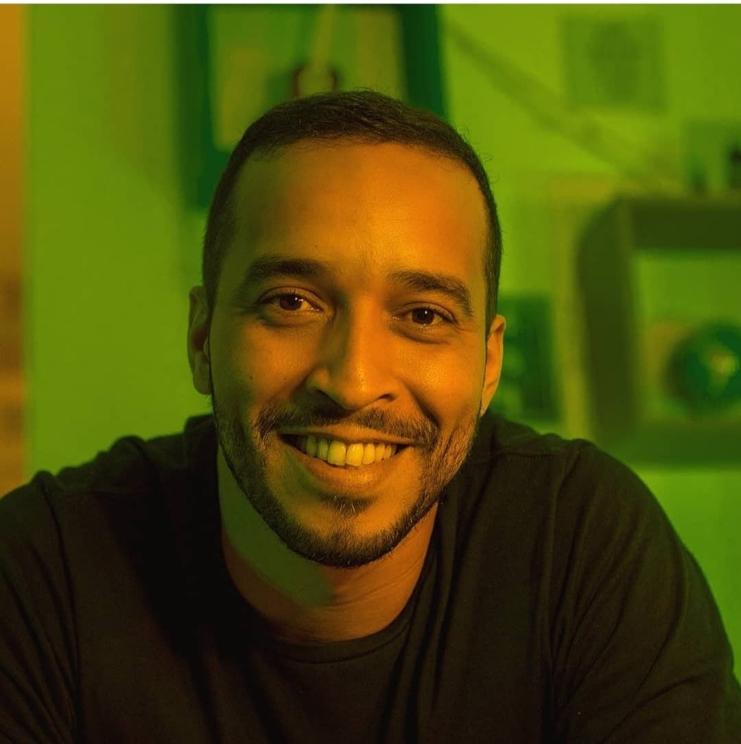 Inspirado no Setembro Amarelo, cantor Gabriel Magno lança música autoral