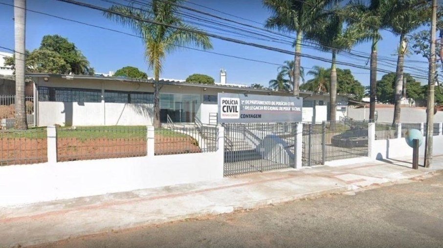 Em uma festa, homem tenta interromper aglomeração e esfaqueia convidado