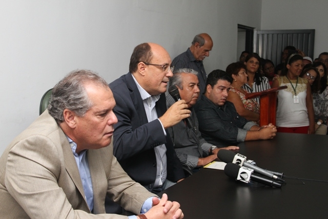 Comurg anuncia corte de diretorias para reduzir gastos