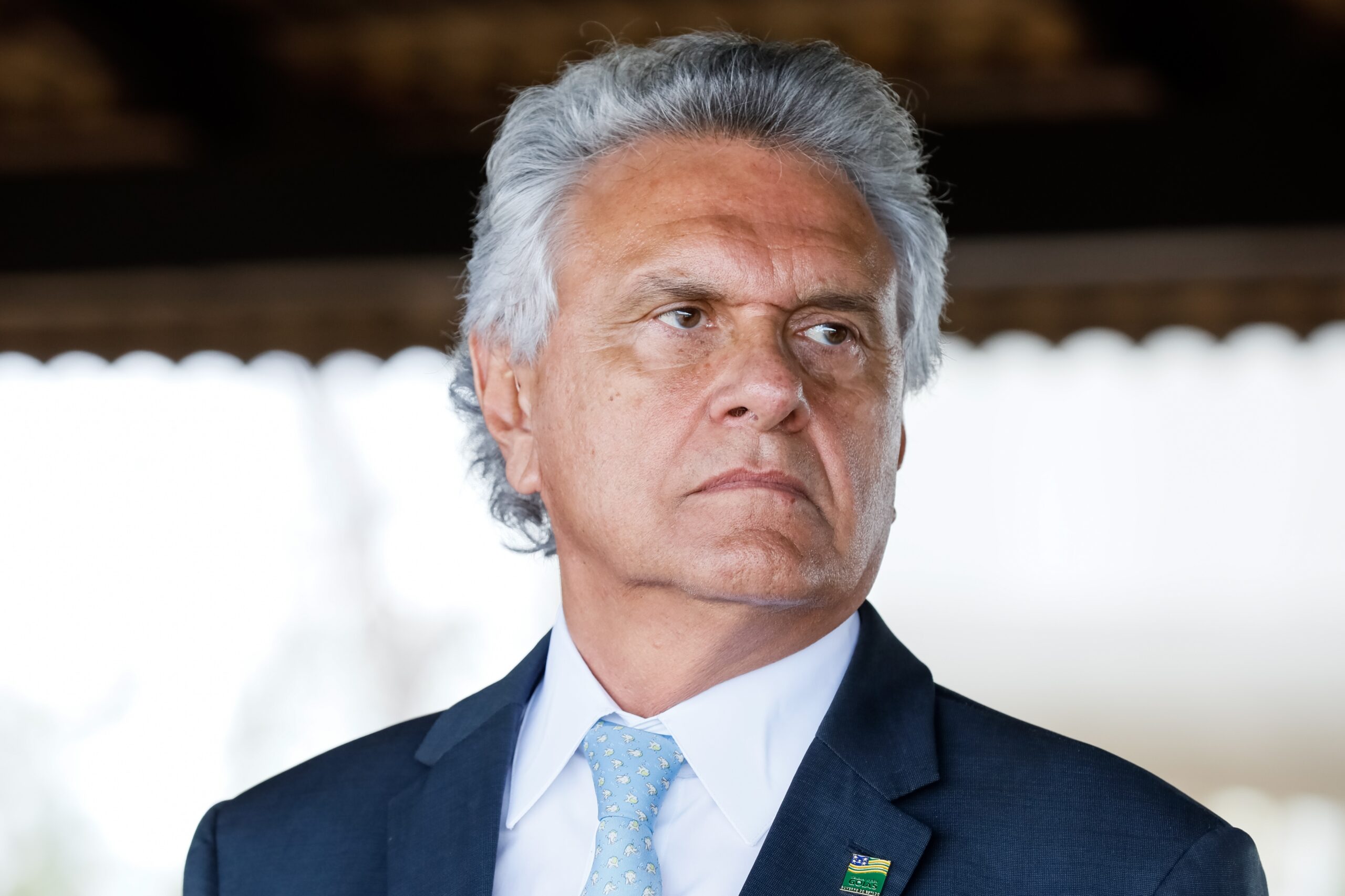 Após aglomerações Caiado pensa em fechar tudo novamente