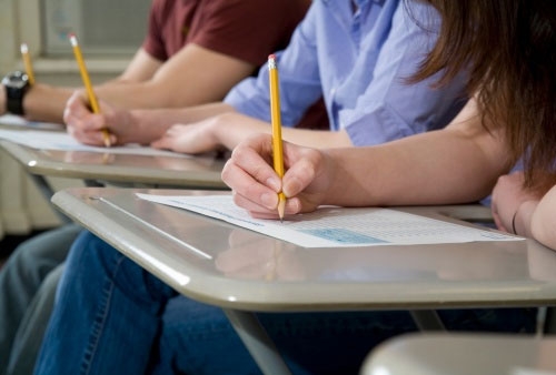 MEC suspende atividade em faculdades por oferta irregular de cursos superiores