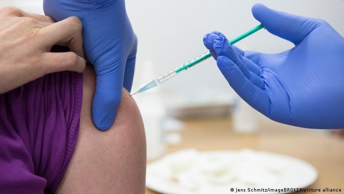 Covid-19: UE alcança meta de vacinar completamente 70% da população adulta