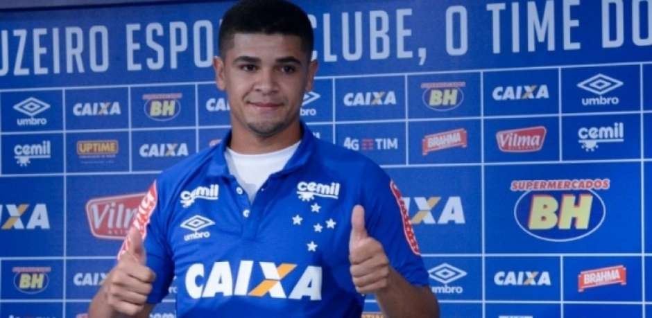 Cruzeiro tem pedido de rebaixamento para a terceira divisão feito à FIFA